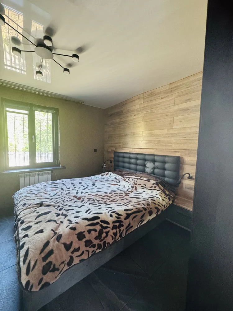 For Sale! Two-story, New House with Two Entrances! Zhovaya-Salo