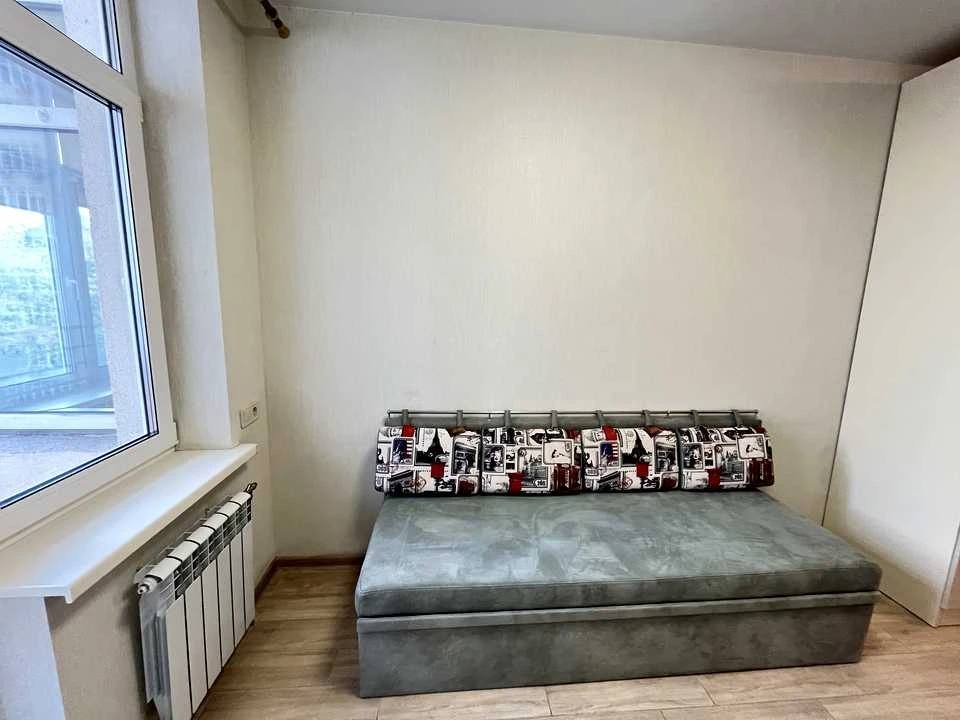 Apartment. Vasyl Lipkivsky metro station street, Kyiv