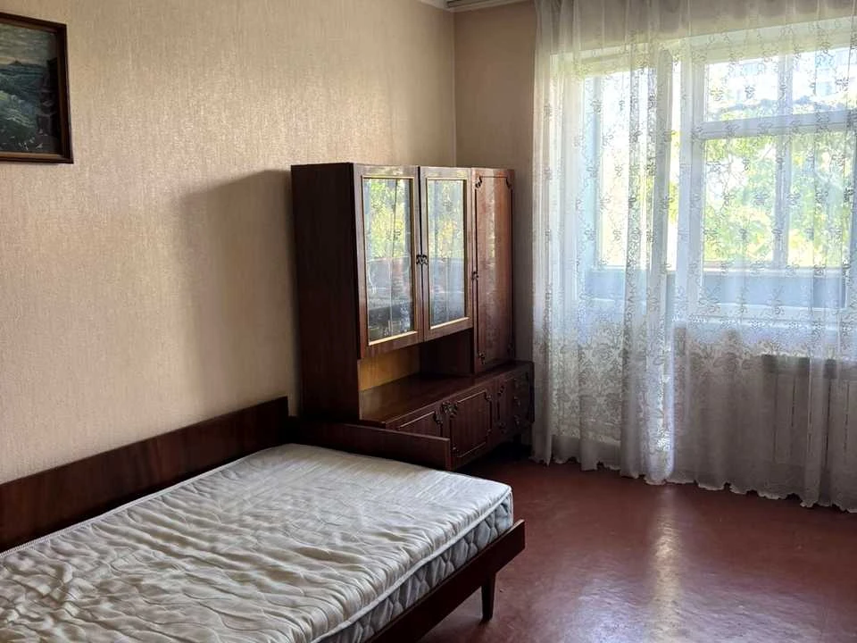 Квартира. Київ, Героїв Дніпра вул.
