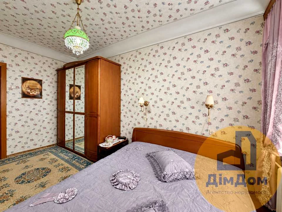 Apartment. Shvokhovychna Street, Kyiv