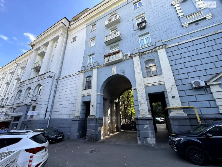 Продається Квартира в Центре