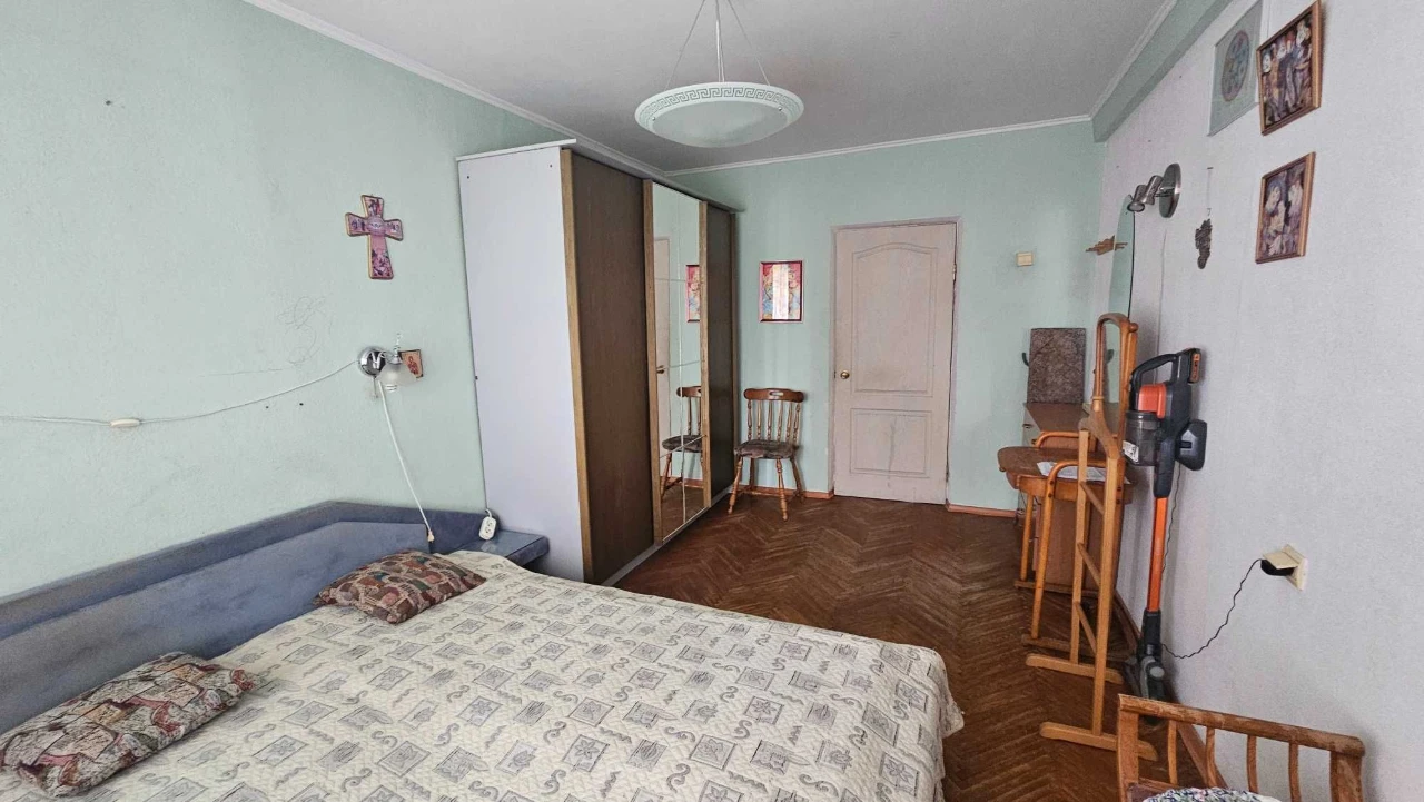 Sale of 5 Raisa Okipna Street, 5th floor, Left Bank, 3 minutes
