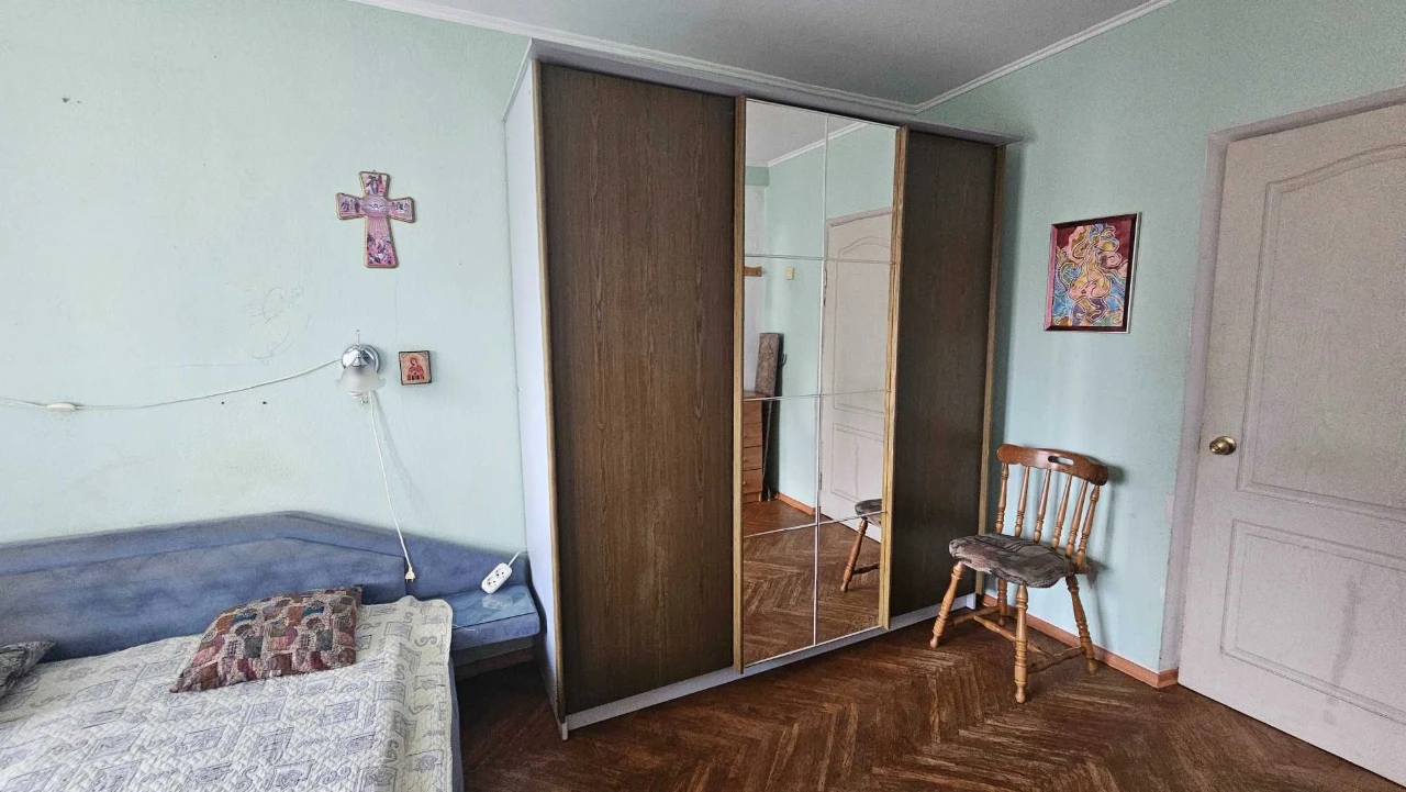 Sale of 5 Raisa Okipna Street, 5th floor, Left Bank, 3 minutes