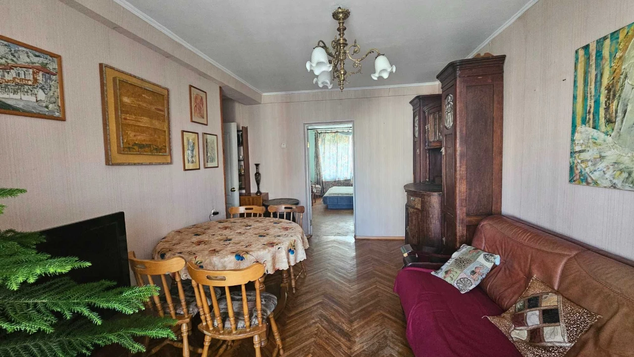Sale of 5 Raisa Okipna Street, 5th floor, Left Bank, 3 minutes