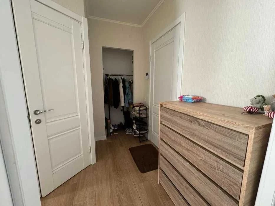 Продаж 1-кімнатної квартири, Литвиненко-Вольгемут 2А, ТЦ "April city"