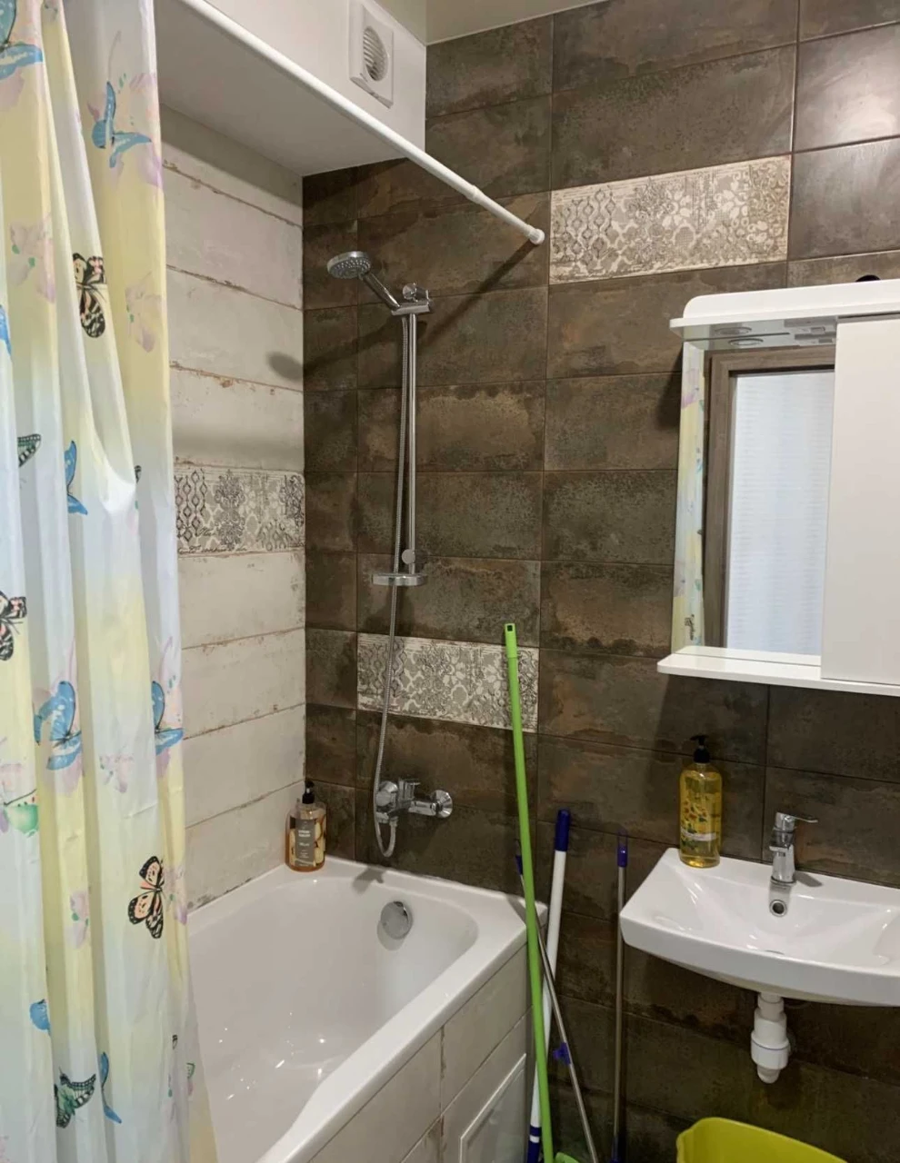 Продається 1-кімнатна квартира, 42 м², ЖК "Побіди", 59, новобудова, метро "Побіда"
