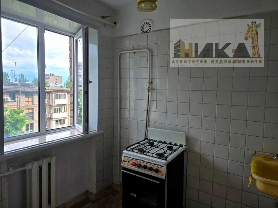 Квартира. Запорожье, Героев полка Азов бул. (Гвардейский)