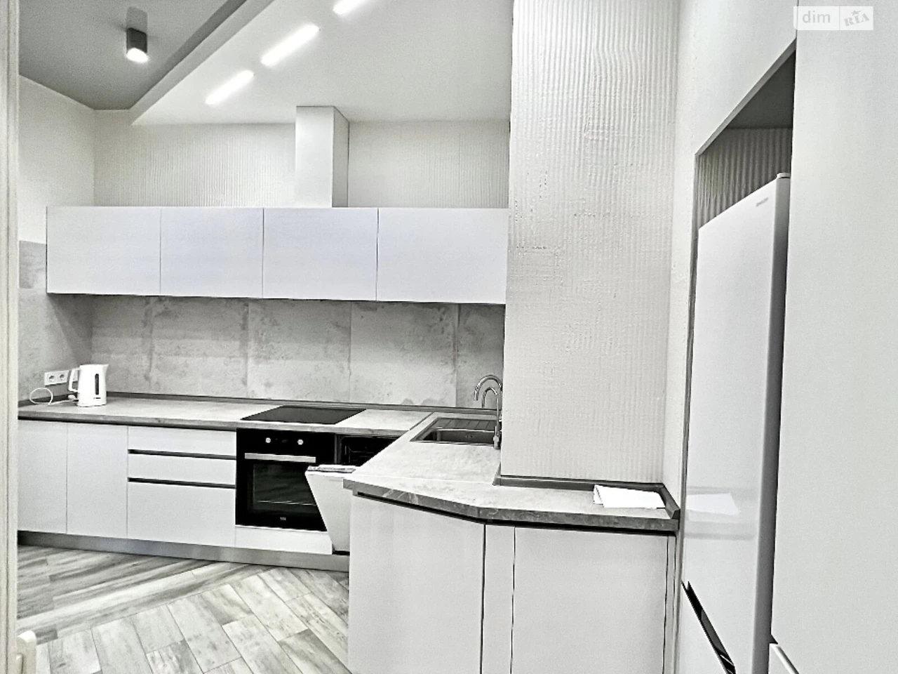 Long Term Rental Apartment Primorsky