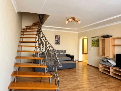 Apartment. Uzhhorod, Petra Lintura st.