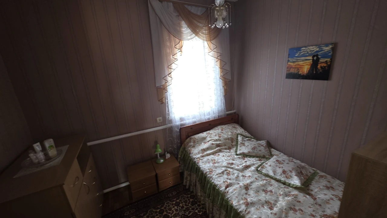 Продаж будинку в центрі  с.Білозір'я