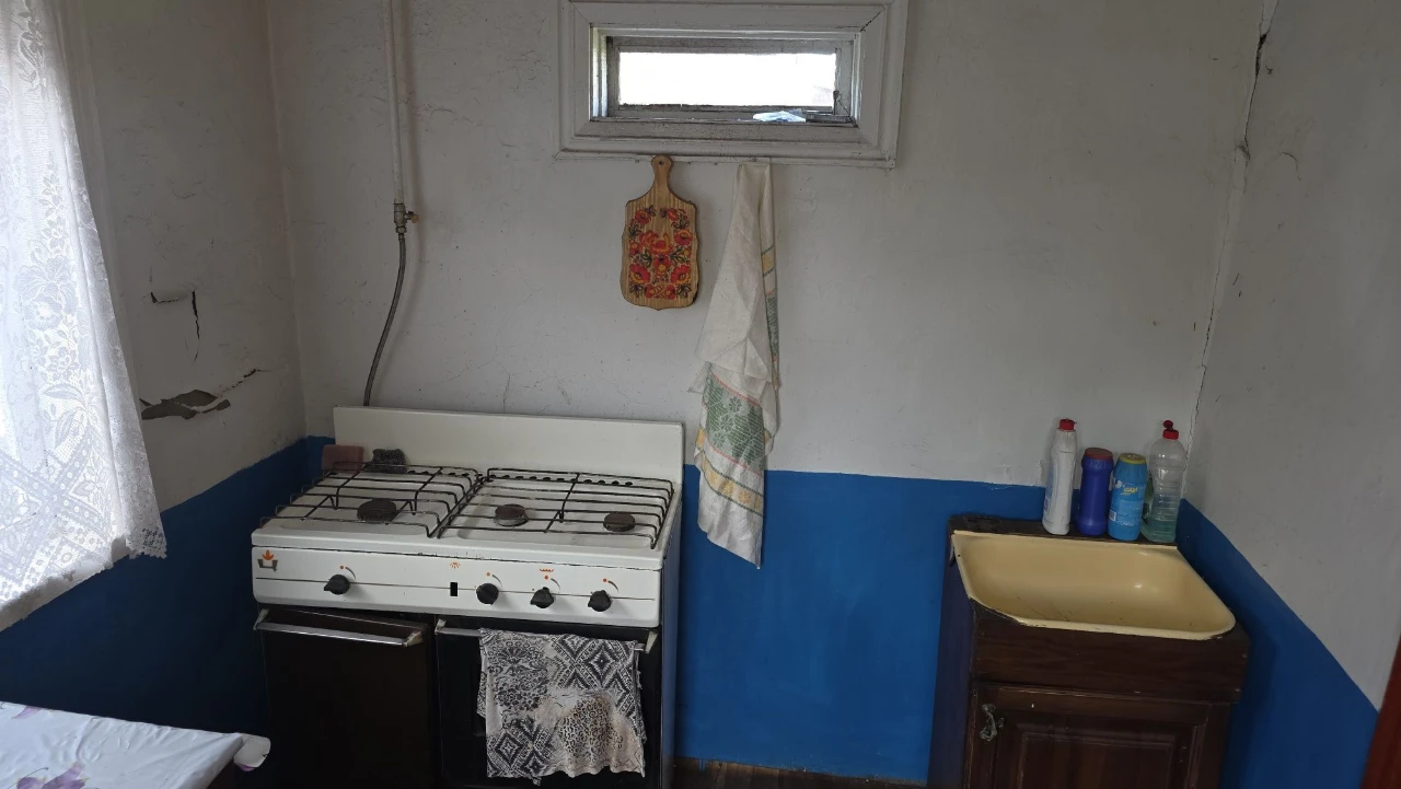 Продаж будинку в центрі  с.Білозір'я