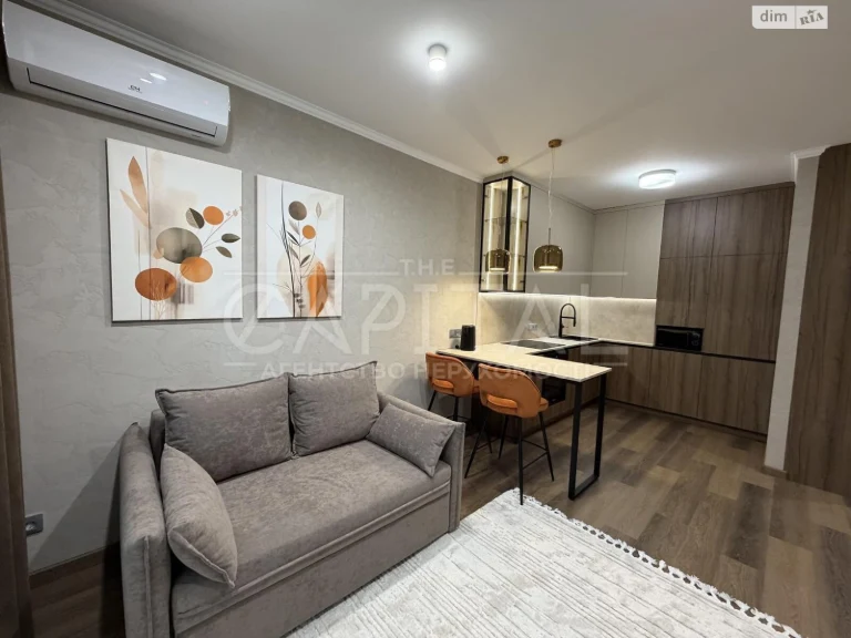 Long-Term Rental Apartment Podilsky