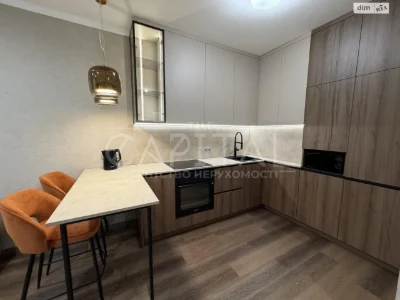 Long-Term Rental Apartment Podilsky
