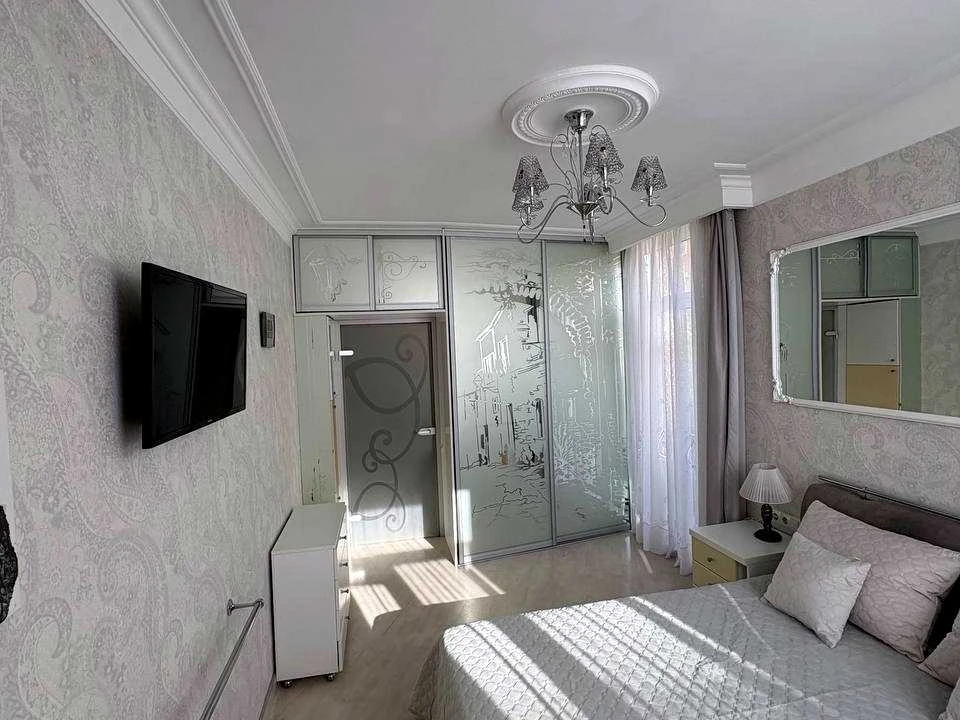 Квартира. Киев, Регенераторная улица.