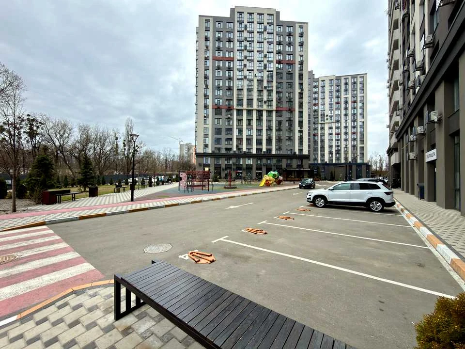 Квартира. Київ, Любомира Гузара просп.