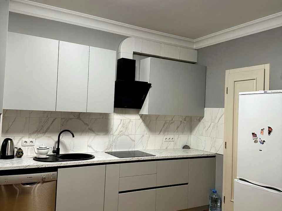 Apartment. Dimitrivska Street, Kyiv