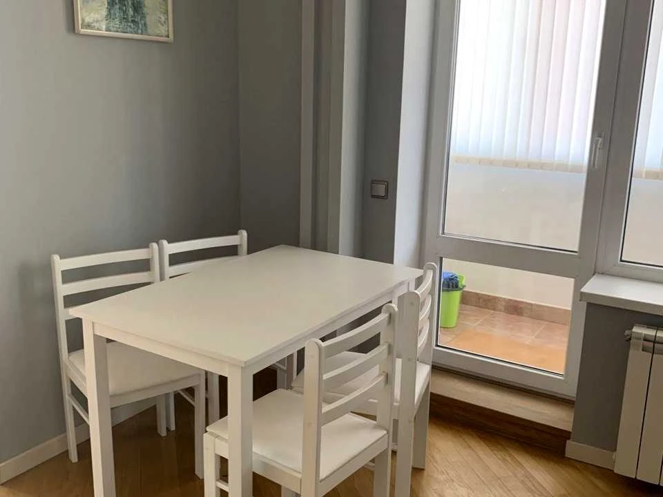 Apartment. Dimitrivska Street, Kyiv