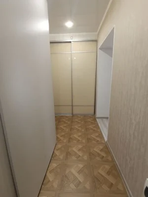 Продам велику  квартиру