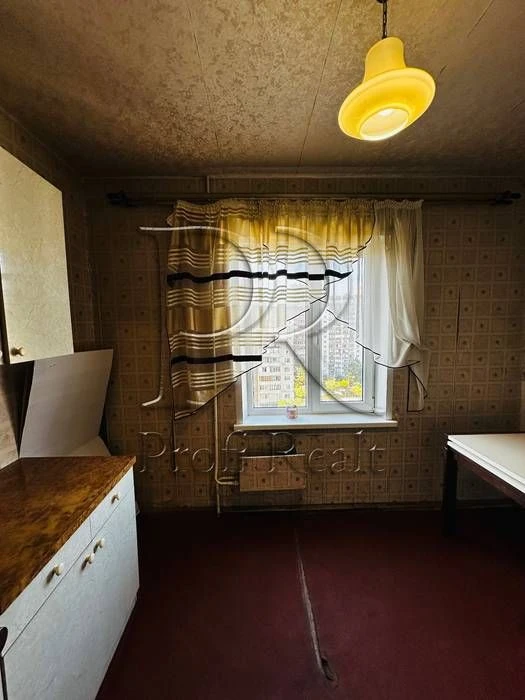 Продаж 1-кімнатна квартира за адресою Екстер (Цвєтаївої) 14