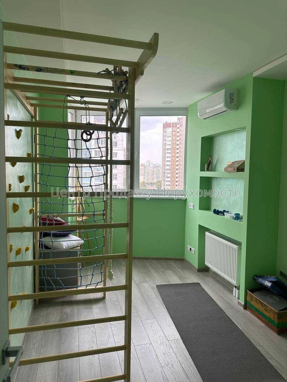 5-room Apartment for Sale in Kyiv