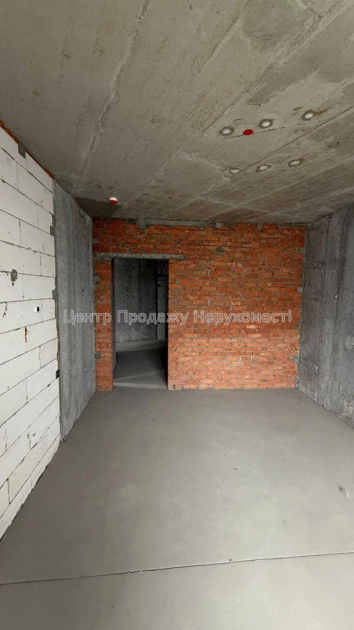 Продаж 3-кімнатній квартири в ЖК "Русанівська Гавань"