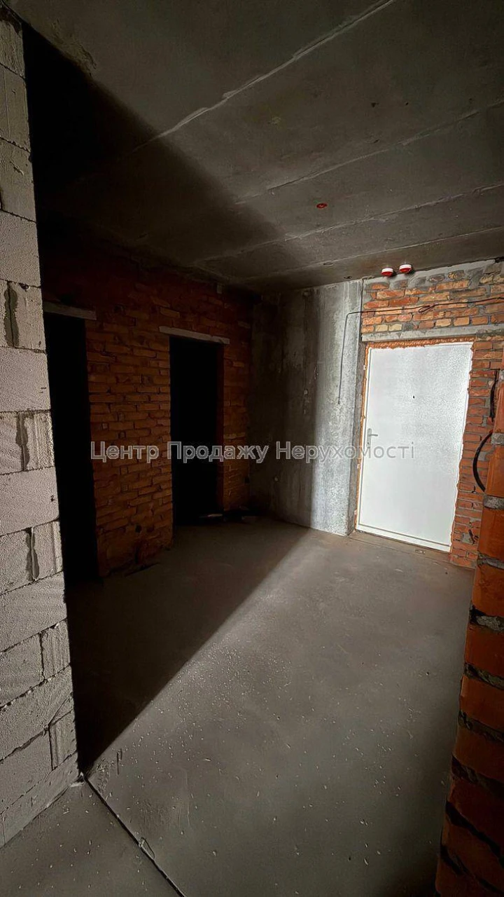 Продаж 3-кімнатній квартири в ЖК "Русанівська Гавань"