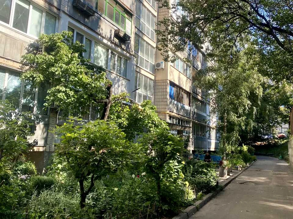 Квартира. Печерск, Кловський узвіз, 20