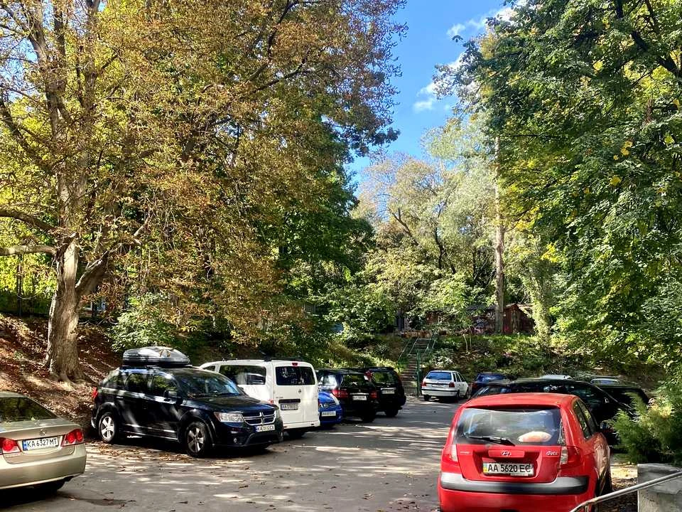 Квартира. Печерск, Кловський узвіз, 20