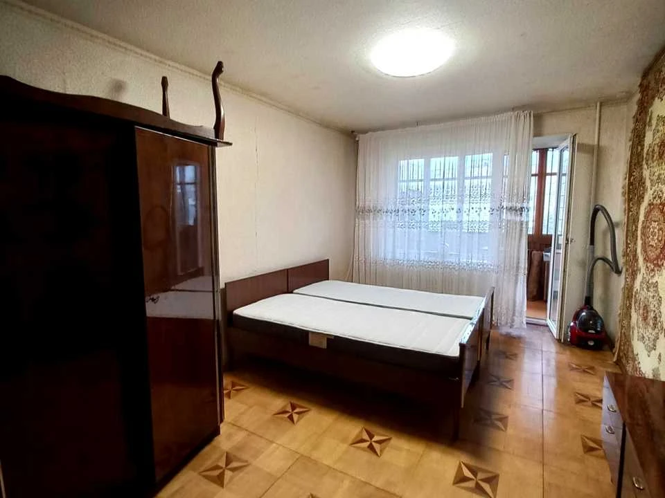 Apartment. Kruchelnitska Street, Dnipro.