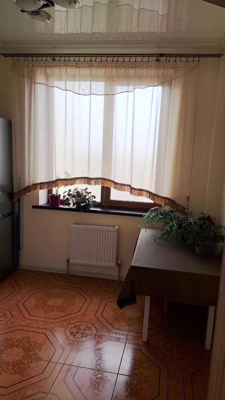 Продам 1-квартиру с ремонтом на пос.Котовского