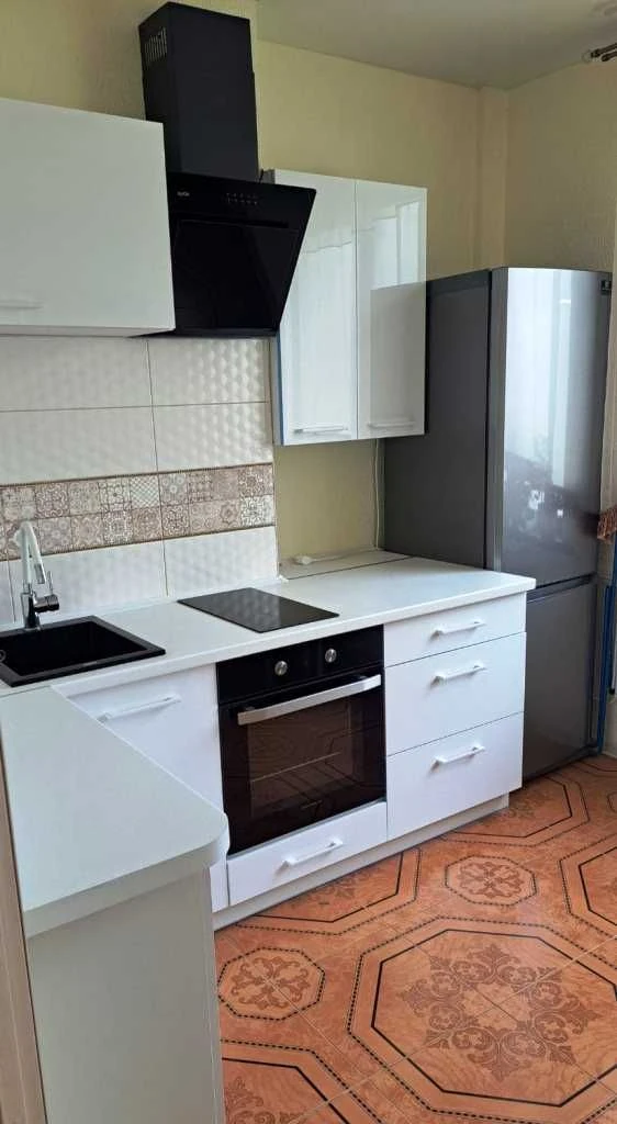 Продам 1-квартиру с ремонтом на пос.Котовского