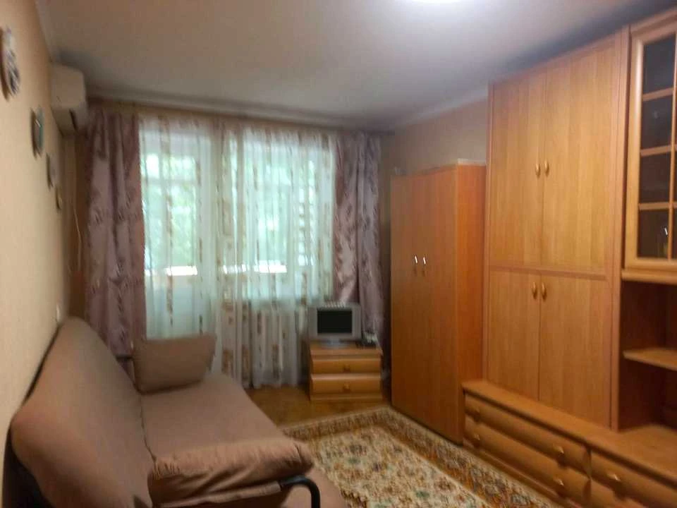 Apartment. Odesa, Shevchenko Avenue