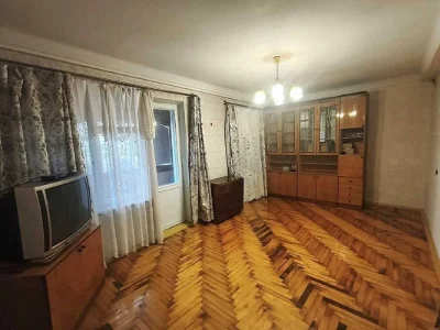 Продаж 2-кімнатного квартири, вул. Василя Сергієнка
