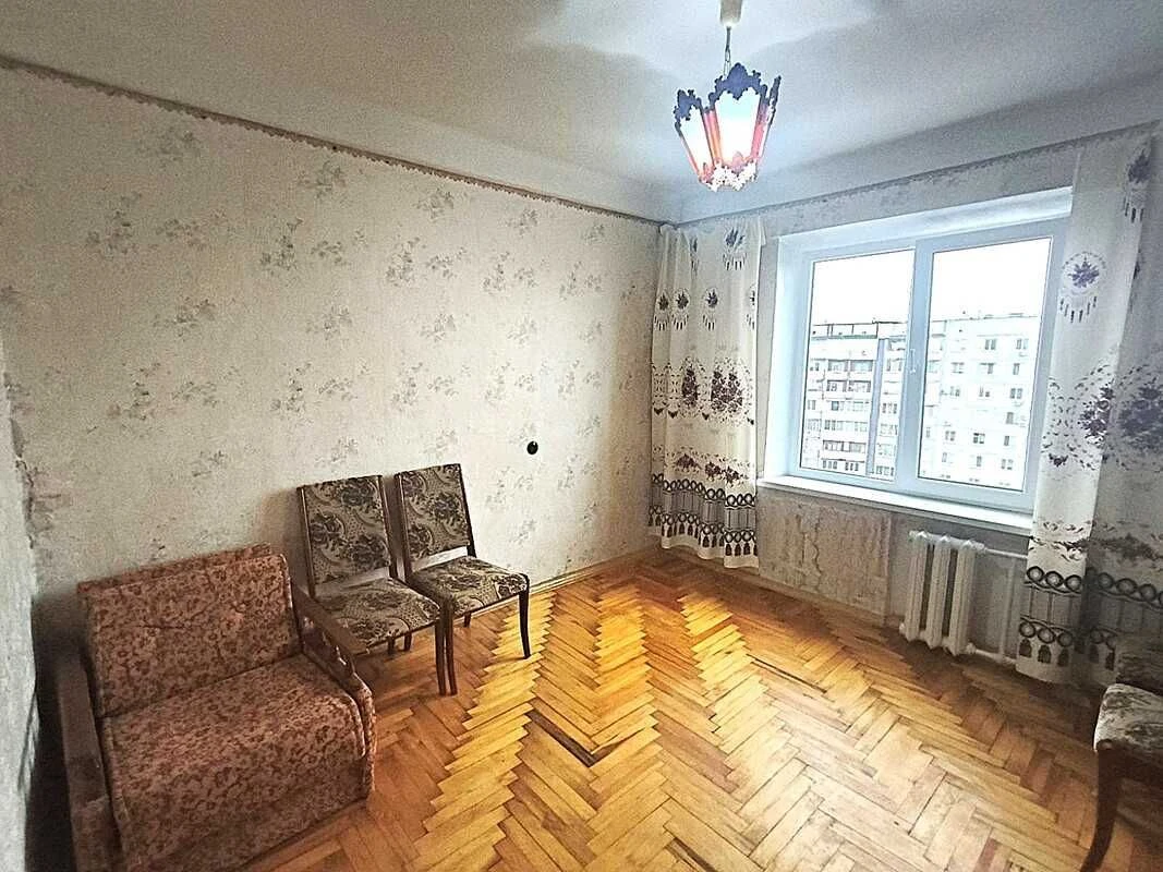 Продаж 2-кімнатного квартири, вул. Василя Сергієнка