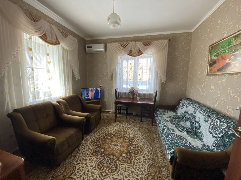 Selling 2-story house in Big Korennya