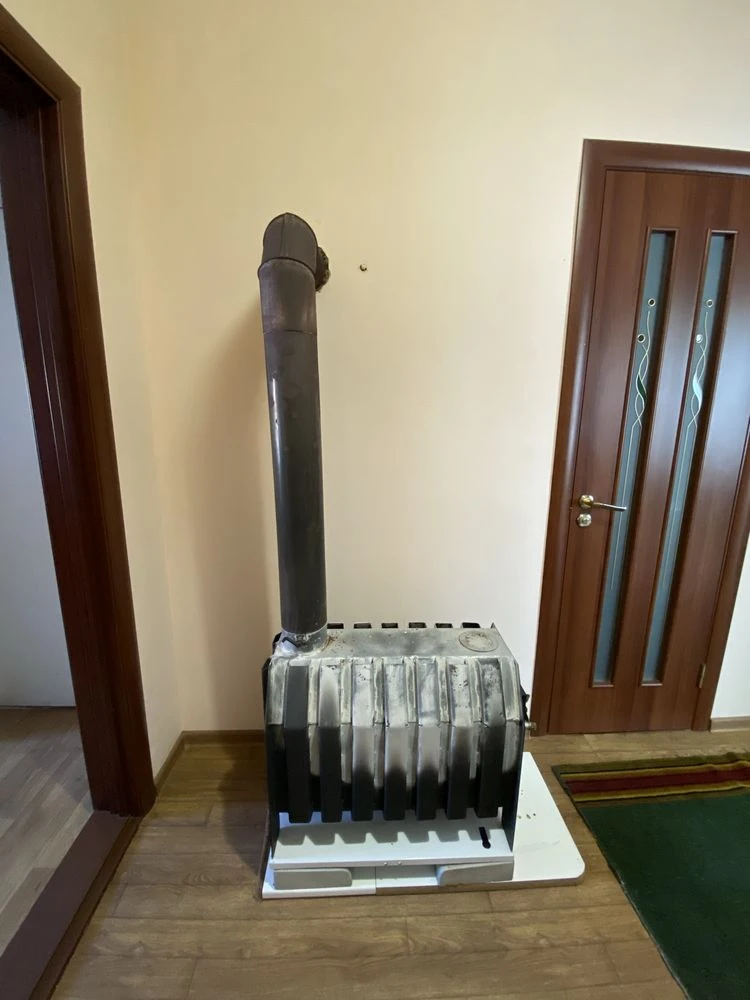 Selling 2-story house in Big Korennya