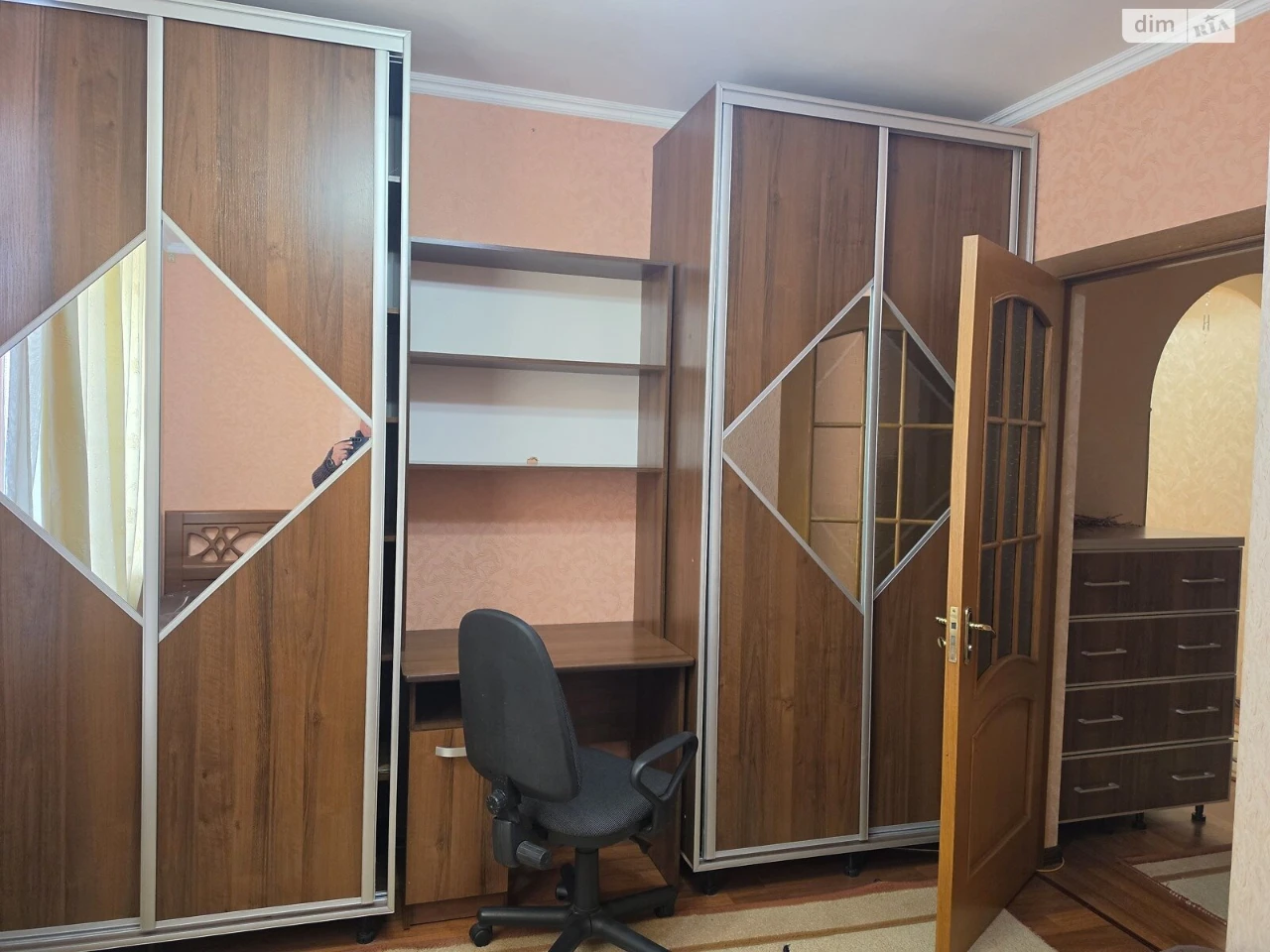 Довгострокова оренда квартири, 40 мікрорайон