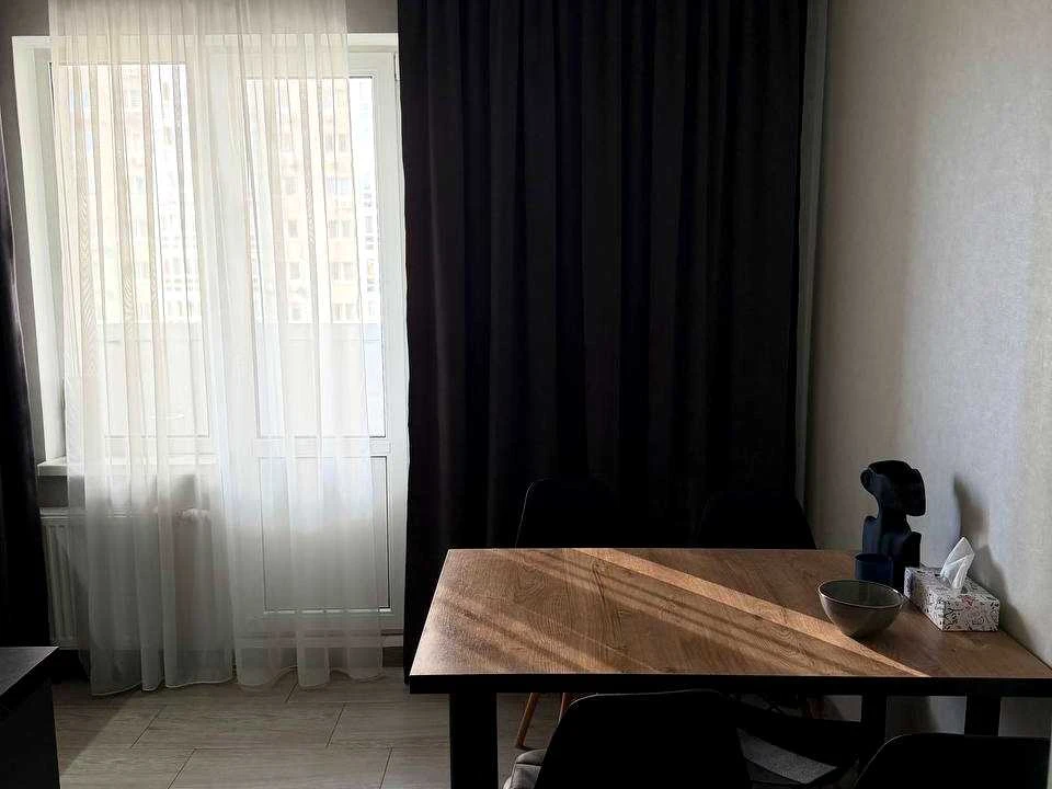 Apartment. Sofiia Rusovoi Street, Kyiv