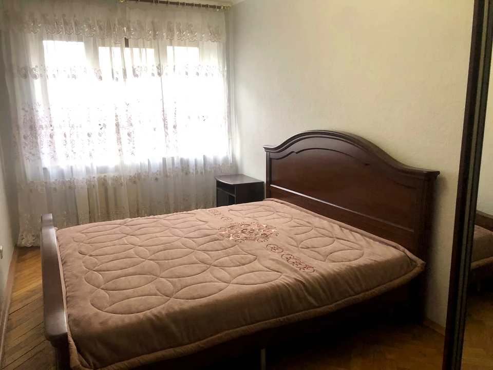 Квартира. Київ, вулиця Миколи Мурашка