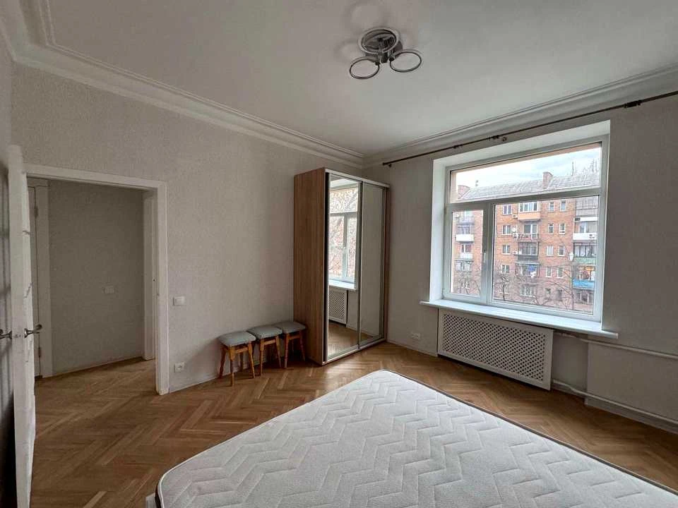 Apartment. Bogdan Gavrylyshyna st., Kyiv