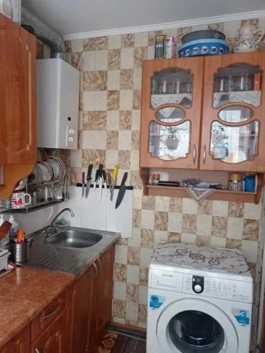 1к квартира поблизу Центра, 2й поверх, 32м2, Цегла, Гарний с