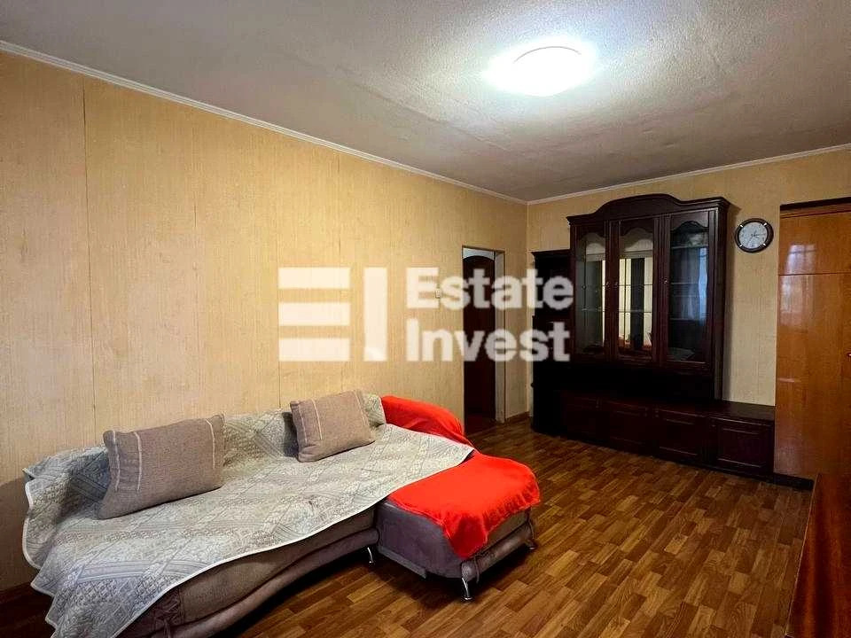Apartment. Ivan Vykhovs'kyi Street, Kyiv