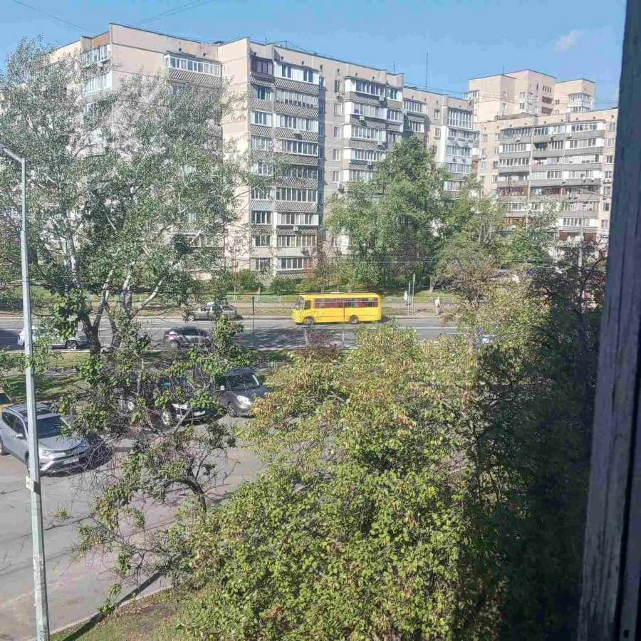 Сдаётся двухкомнатная квартира (50 м²) в Киеве, район Оболона