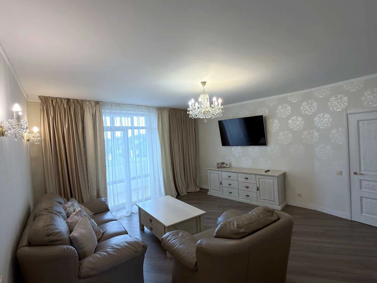 Продаж 3-кімнатна квартира 101 м² вул. Стешенка, Личаківський