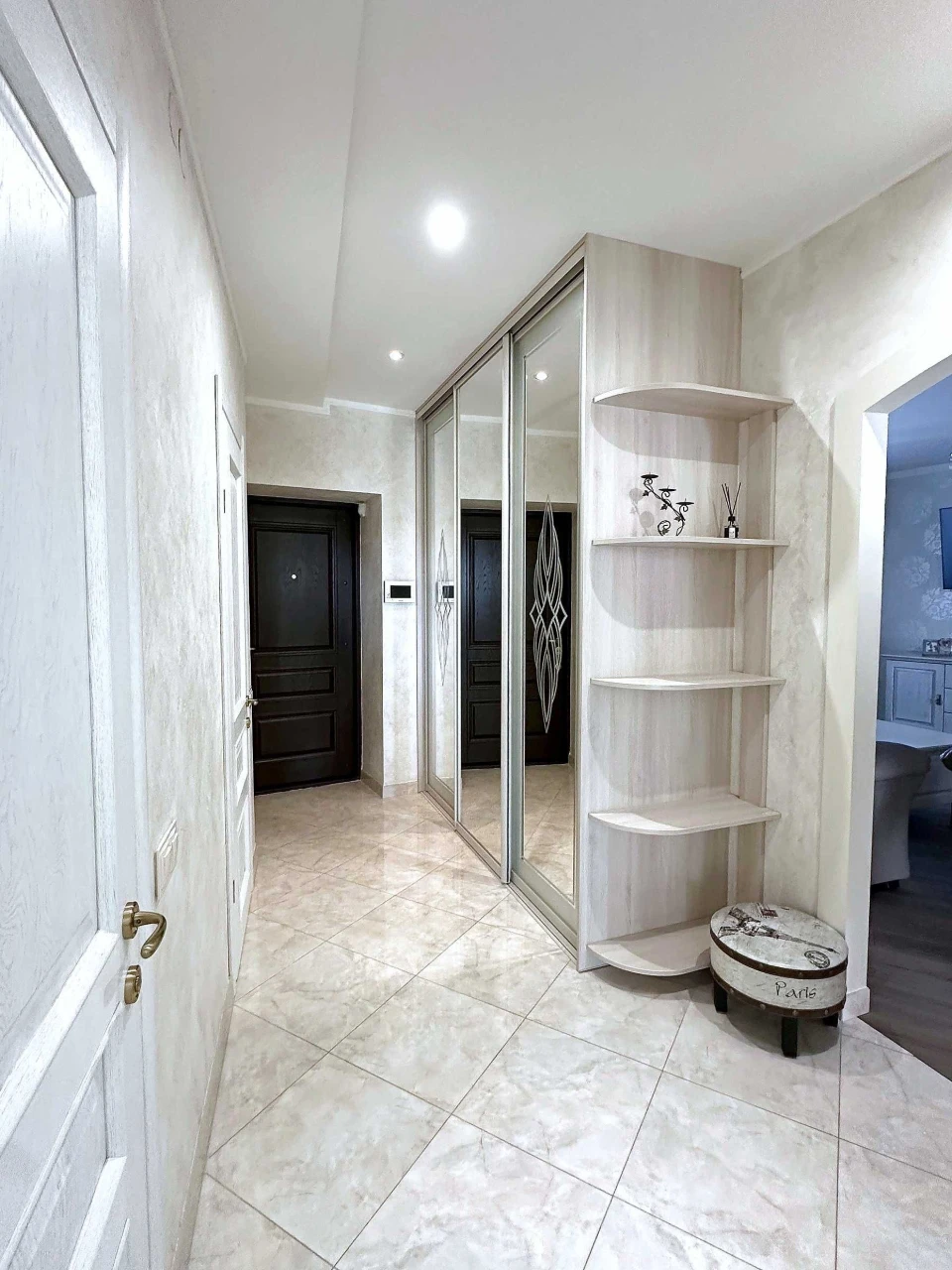 Продаж 3-кімнатна квартира 101 м² вул. Стешенка, Личаківський