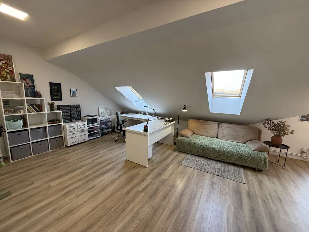 Sale of a 3-bedroom apartment on Heroi Krot Street