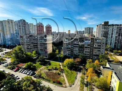 Квартира. Київ, Олександри Екстер вул.