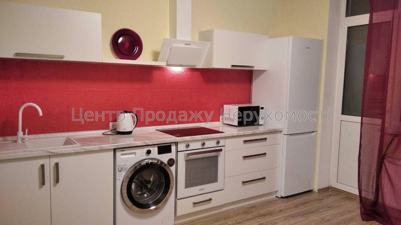 Продается 3-комнатная квартира в ЖК "Navigator", Киев