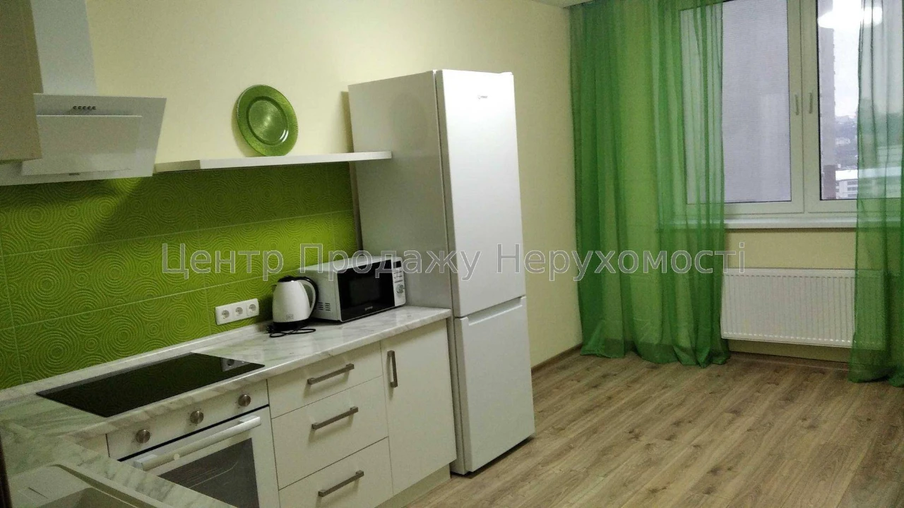 Продается 3-комнатная квартира в ЖК "Navigator", Киев