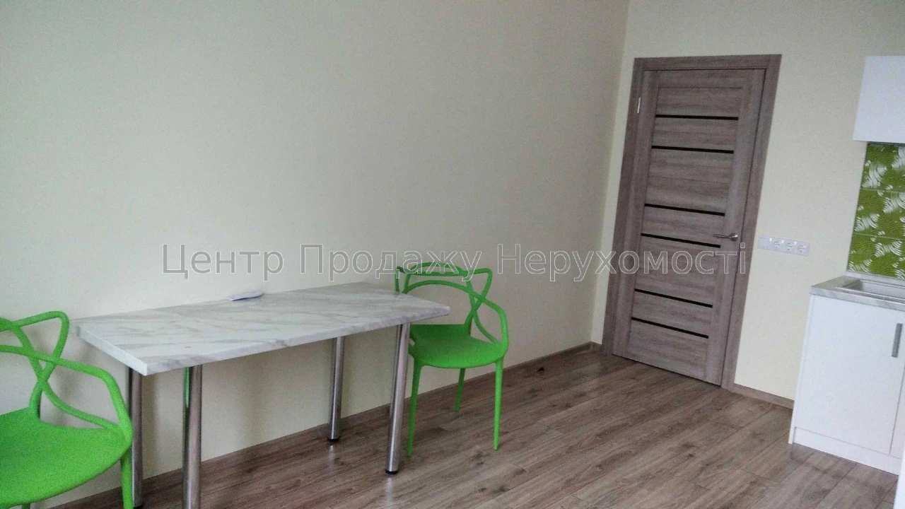 Продается 3-комнатная квартира в ЖК "Navigator", Киев